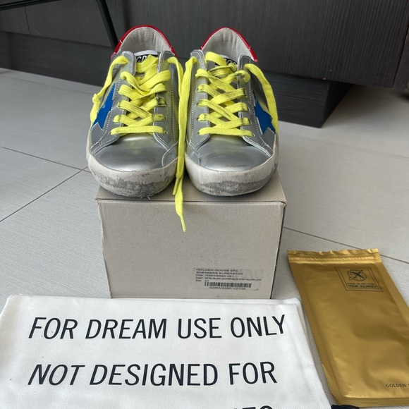 NWT Brand New Golden Goose Women’s Superstar Silver Blue Star Leather Sneaker 37 - Picture 4 of 16